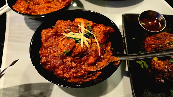 Tandoori dishes and Indian street food at Indian Ocean Calgary SE